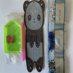 MARQUE-PAGE PANDA - BRICOLAGE DIY - BRODERIE DIAMANT